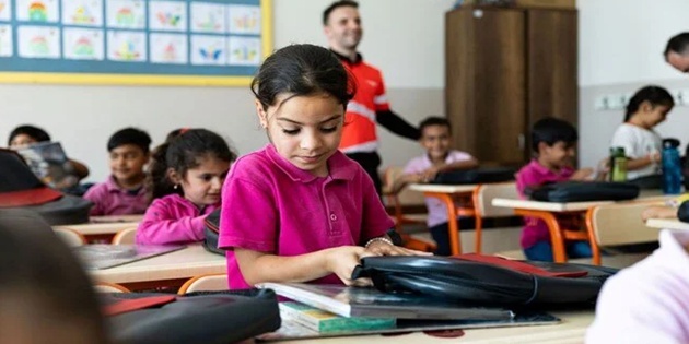 THY’den Uçak Koltuklarını Okul Çantalarına Çevirme Projesi